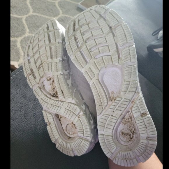 Men's size 11.5 Under Armour shoes - Picture 7 of 7